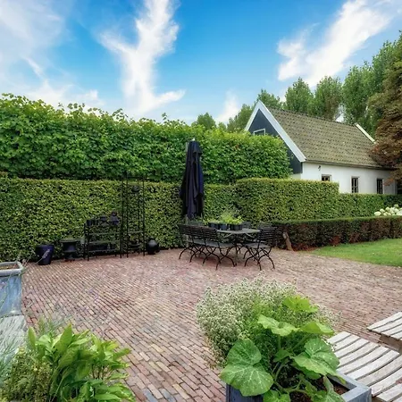 Amsterdam Mansion - The Studio 民宿