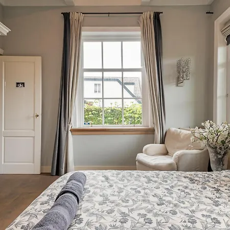 Amsterdam Mansion - The Oostzaan