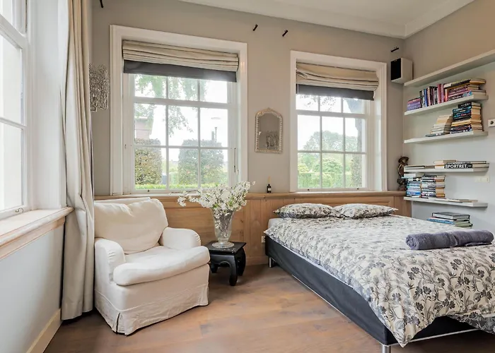 Amsterdam Mansion - The Accommodatie bij particulieren Oostzaan