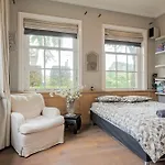 Amsterdam Mansion - The 民宿 奥斯特赞
